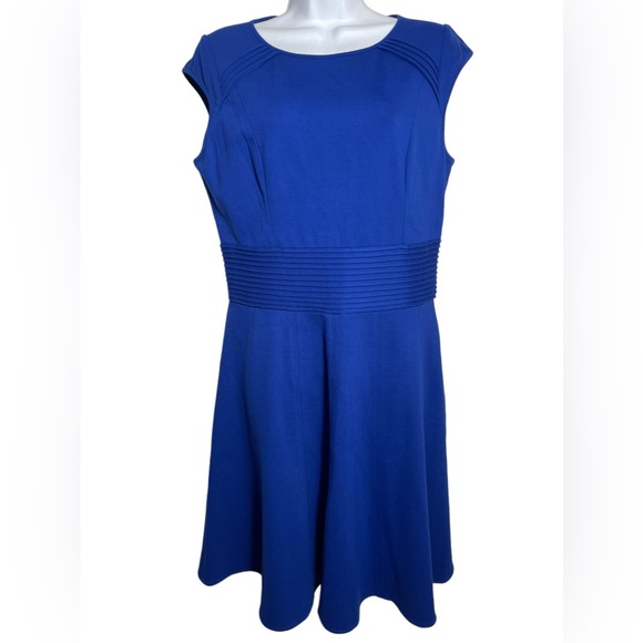 Eliza J Dresses & Skirts - Eliza J dress size 12 stunning royal blue sapphire blue simple dress